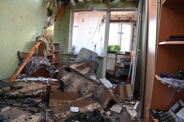 
У Бєлгороді знову "бавовна": влада відзвітувала про збиття "повітряних цілей" – відео, фото
