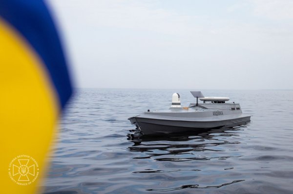 
Партія нового зразка за донати українців: СБУ показала випробування дрону SeaBaby (фото, відео) 