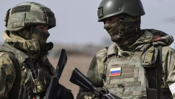 Російські військові взяли в полон цивільних із Вовчанської громади
