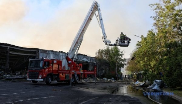 Ракетна атака по «Новій Пошті» в Одесі: пошкоджені близько 900 відправлень