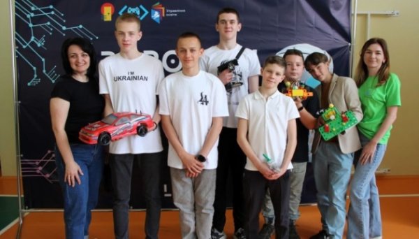 У Львові понад 40 команд узяли участь у дитячому фестивалі робототехніки
