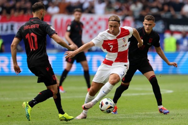 Євро-2024: Албанія на останніх хвилинах виборола нічию у матчі з Хорватією
                                