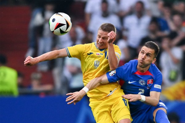 
Україна на характері перемогла збірну Словаччини та зберегла шанси на плей-офф Євро-2024 
