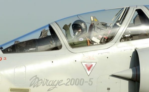 
Макрон: Франція передасть Україні винищувачі Mirage 2000 – що це за літаки
