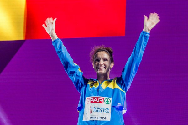 «Готова обміняти свою медаль на Patriot для України»: легкоатлетка Оляновська поділилася враженнями від виступу на ЧЄ
                                