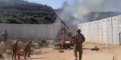 
Ізраїльська армія застосовує для захисту кордону середньовічну зброю: відео
