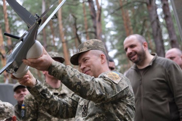 
Головкому ЗСУ Олександру Сирському – 59. Що відомо про генерала та його бойовий шлях 