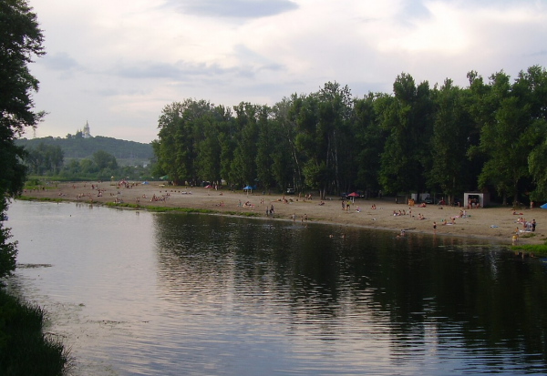 
Пляжний сезон 2024. В яких регіонах України та де саме можна відпочити біля водойм 