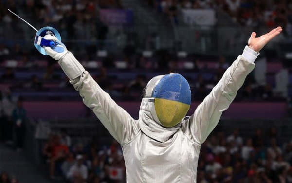 Перше золото на Олімпіаді-2024: збірна України перемогла у фіналі командного фехтування на шаблі
                                