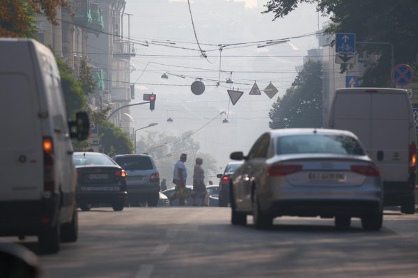 
Смог у столиці. Чому якість повітря в Києві б'є антирекорди та що з цим робити 