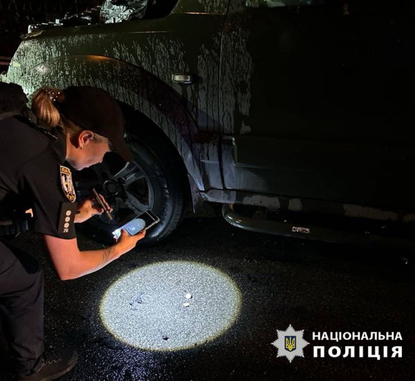 У Києві 16-річний хлопець спалив авто, яке журналісти купили для військових