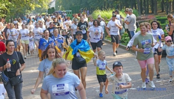 В Україні відбувся забіг «Шаную Воїнів, біжу за Героїв України»