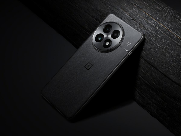 Крутіше за нові Айфони: витік розкрив особливості топового флагмана OnePlus 13