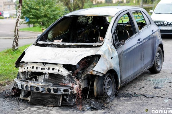 У Рівному затримали чоловіка, який підпалив двері квартири військового