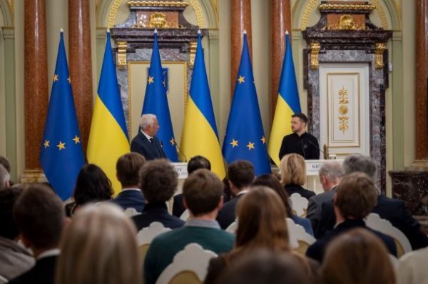 
Обговорення НАТО та безпеки: Зеленський зустрівся з новим керівництвом ЄС у Києві
