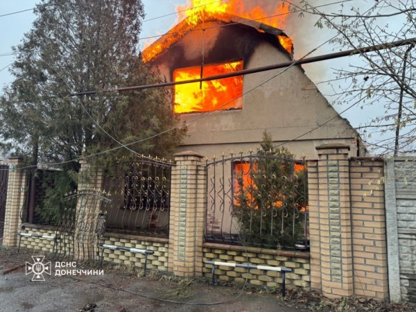 На Донеччині рятувальники потрапили під повторний обстріл