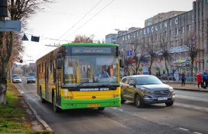 В Виннице начали восстанавливать старые автобусы, продлевая срок их эксплуатации ещё на 10 лет