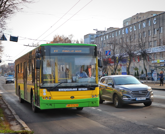 В Виннице начали восстанавливать старые автобусы, продлевая срок их эксплуатации ещё на 10 лет