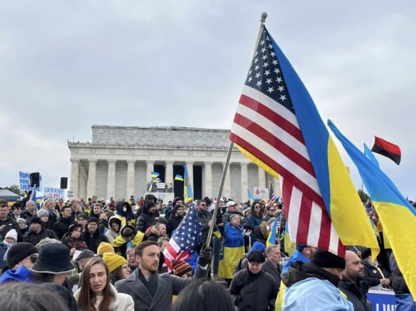 У Вашингтоні проходить демонстрація на підтримку України
