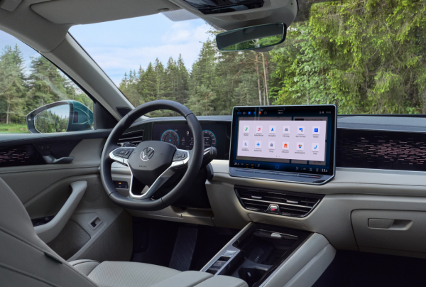 
В Україні стартують продажі нового Volkswagen Passat B9: названі ціни та характеристики 