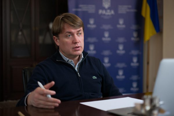 
Андрій Герус: Рада не змушує уряд купувати реактори для АЕС у Болгарії, це його право 