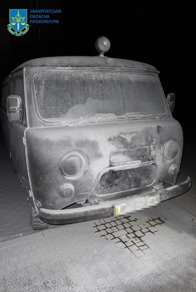 Суд призначив п'ять років тюрми чоловіку, який підпалював військові автомобілі на Закарпатті