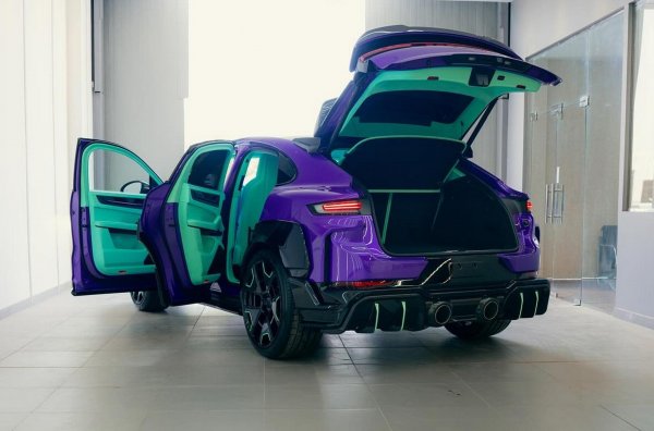 
Porsche Cayenne отримав екстремальний пакет тюнингу від TechArt 