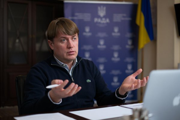 
Андрій Герус: Рада не змушує уряд купувати реактори для АЕС у Болгарії, це його право 