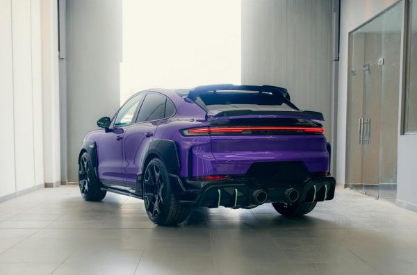 
Porsche Cayenne отримав екстремальний пакет тюнингу від TechArt 