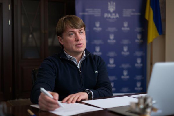 
Андрій Герус: Рада не змушує уряд купувати реактори для АЕС у Болгарії, це його право 
