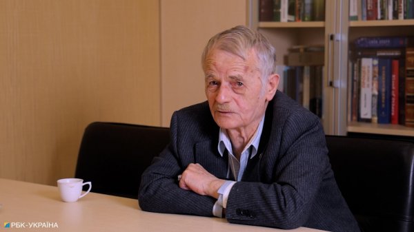 
Мустафа Джемілєв: Кримських татар вважали ненадійними, а ми стали основною силою проти окупації 