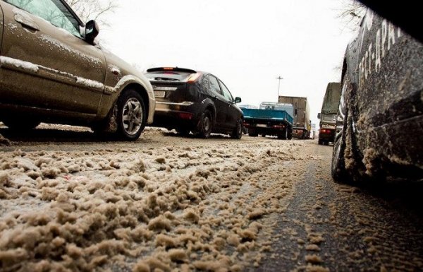 
Сіль на кузові автомобіля: як захистити машину від корозії 