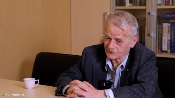 
Мустафа Джемілєв: Кримських татар вважали ненадійними, а ми стали основною силою проти окупації 