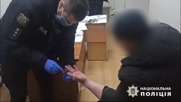 На Одещині викрили працівника ТЦК, який за гроші перевозив чоловіків до Придністров'я