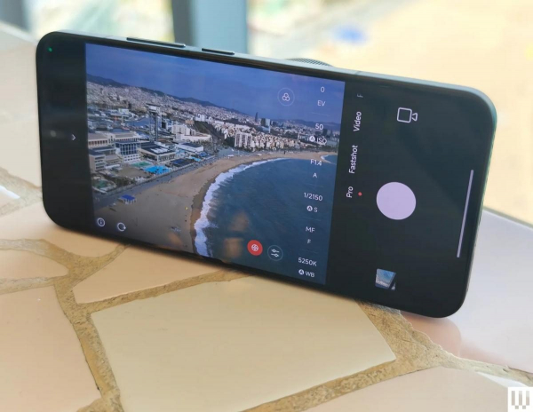 Xiaomi і Realme створили смартфони  зі знімними об'єктивами – як у фотоапаратів