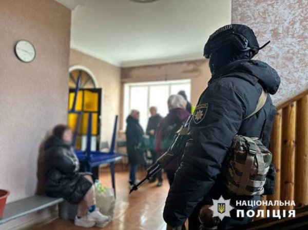 Поліція викрила угруповання, що експлуатувало людей під виглядом реабілітаційного центру