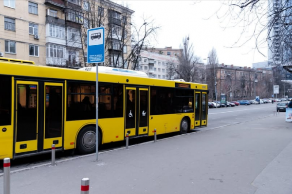 
Транспорт у Києві відсьогодні працює по-новому: що змінилось 