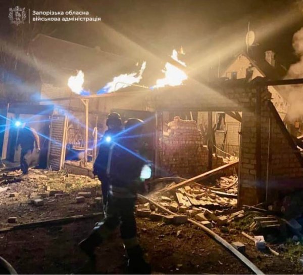 Через ворожий обстріл у Запоріжжі сталася пожежа – Федоров