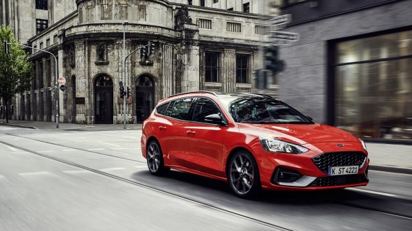 
Ford знімає з виробництва модель Focus і не готує заміну: названа причина 