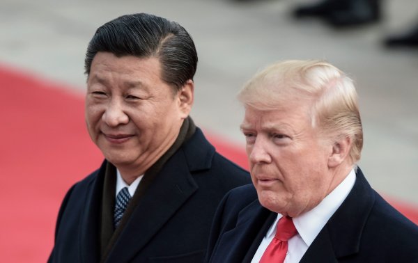 
Китай з Путіним чи Трампом? Чию сторону обрав Пекін у переговорах про мир в Україні 