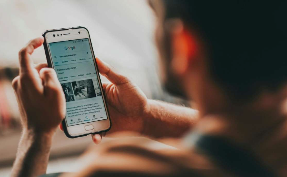Как найти человека по номеру телефона: 16 эффективных методов и полезных сервисов