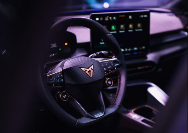 
В Україну привезли спортивний кросовер Cupra Terramar: названі ціни та характеристики 