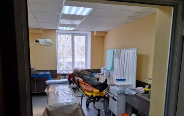 Росіяни атакували Нікополь дроном: 12 поранених, 16-річний підліток у важкому стані