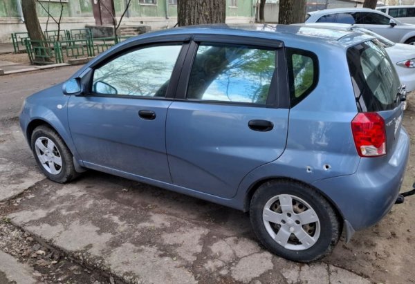 Росіяни атакували Нікополь дроном: 12 поранених, 16-річний підліток у важкому стані
