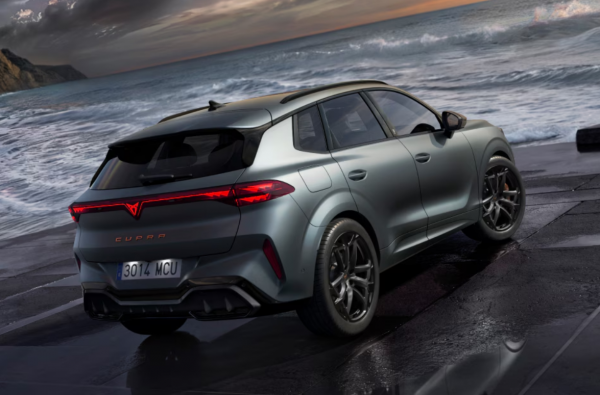 
В Україну привезли спортивний кросовер Cupra Terramar: названі ціни та характеристики 