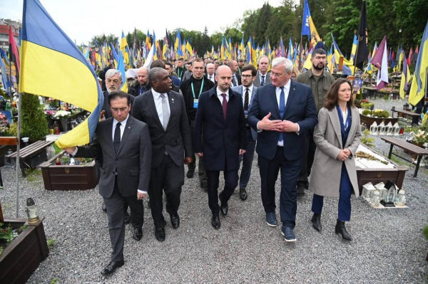 До Львова на День Європи прибули делегації 35 держав (фото)