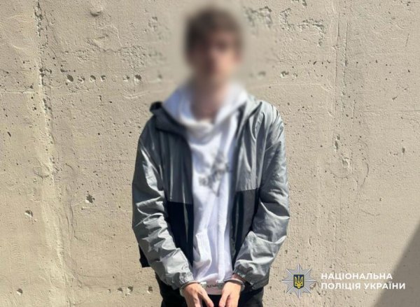У Києві затримали студента, який погрожував підірвати пункт обміну валюти